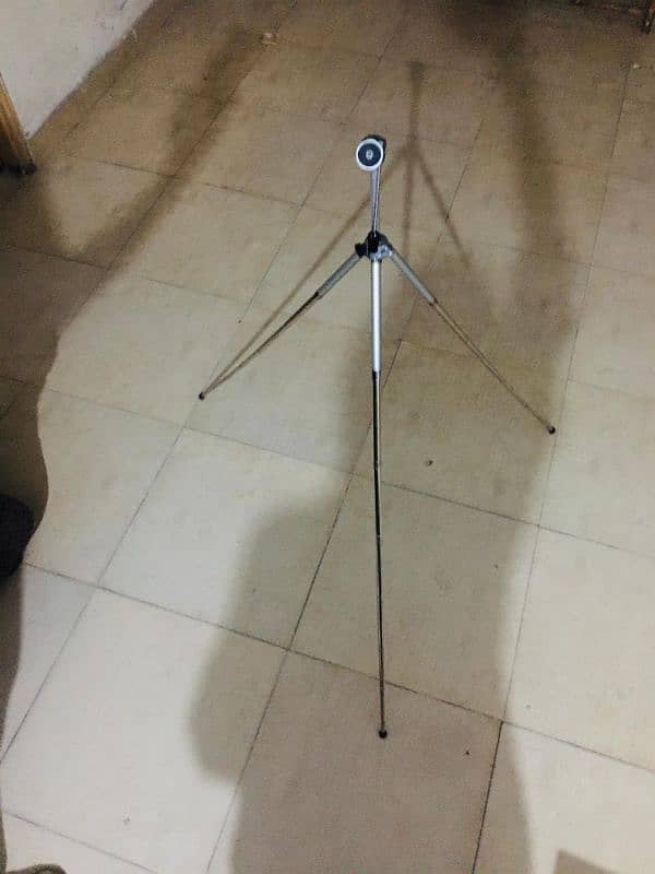 mobile stand 3