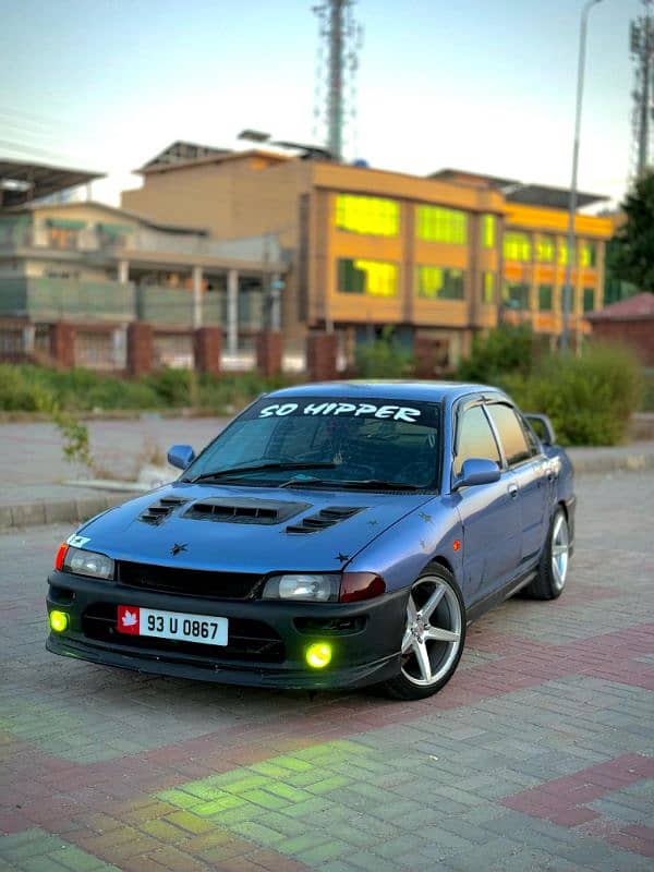 Mitsubishi Lancer fully modified 1