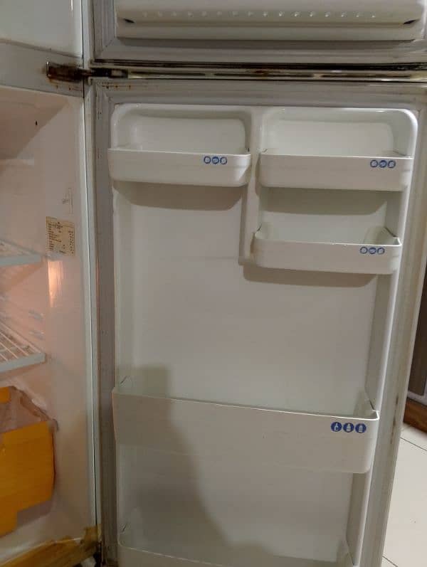 LG refrigerator 3