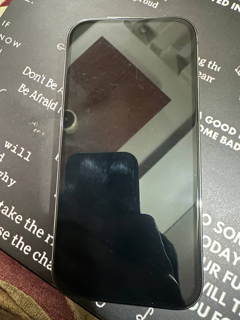Apple iPhone 14 pro 0