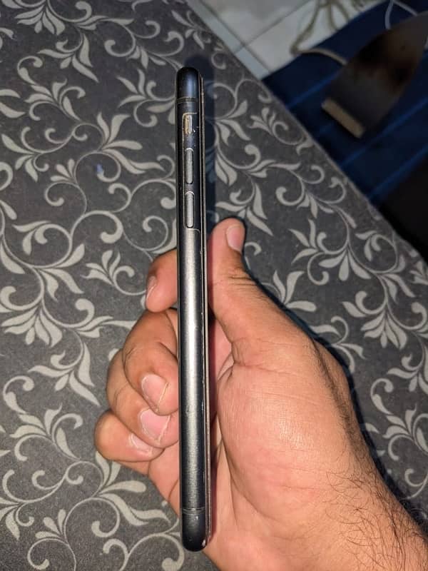 Iphone 11 PTA Approved 1