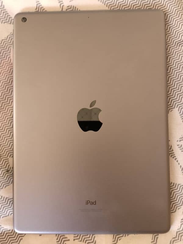 ipad 9 gen | 64 gb with box 2