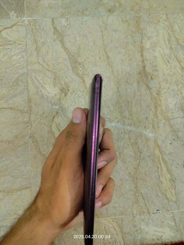 SONY XPERIA Z3 9