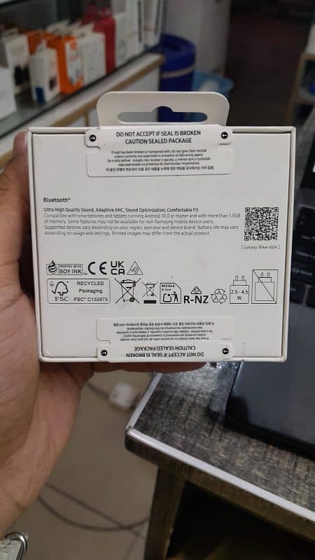Samsung Galaxy Buds 3 1