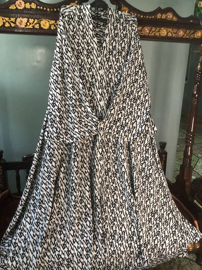 Printed Abayas (2000 each) 1