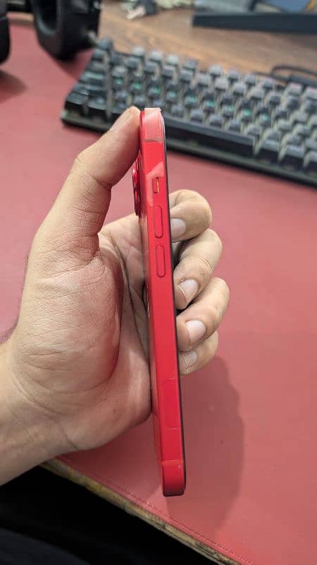 Iphone 14 Matt Red 87% Battery Health 4