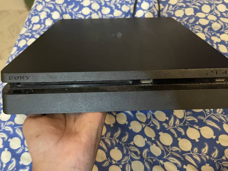 Ps4 slim non jail break 500gb 7
