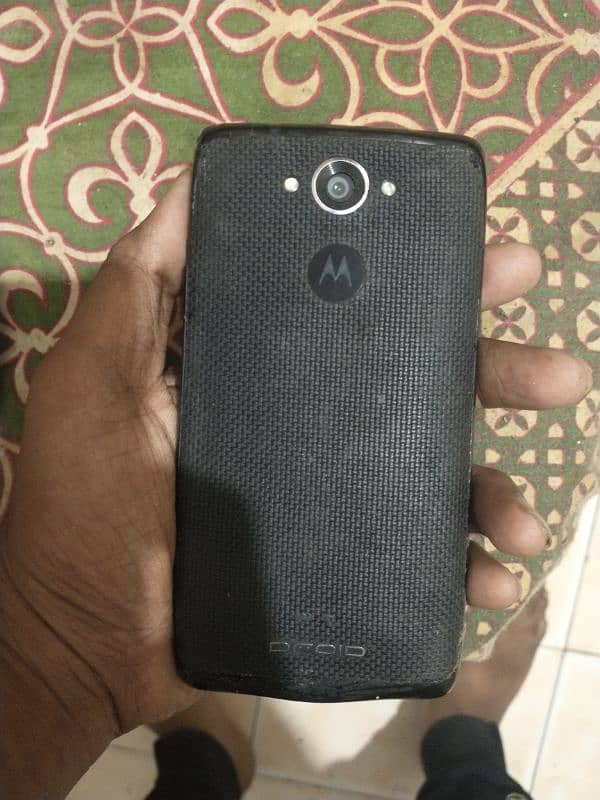 Moto Droid Turbo 4G LTE 3gb 32gb good working Selling 2