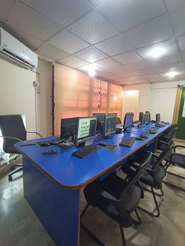 office workstation 12-seater table 10