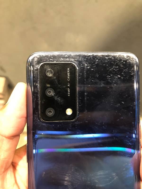 f19 6+128 urgent sale pta approved original fon 03//00((5043((999 1