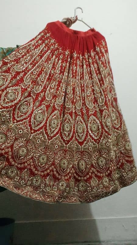 Bridal lehnga with jewellery 0