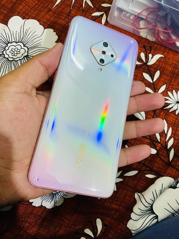 Vivo Y51 4/128. 1