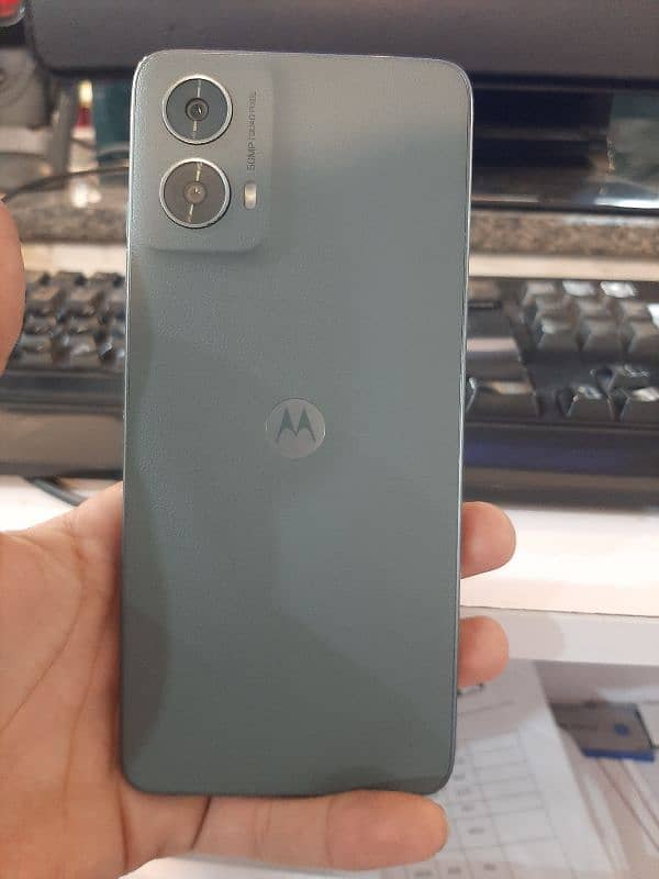 MOTROLA 5G 4/128GB. NON PTA. OPEN BOX . 0