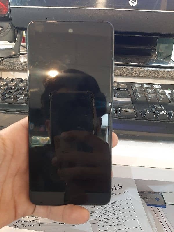 MOTROLA 5G 4/128GB. NON PTA. OPEN BOX . 1