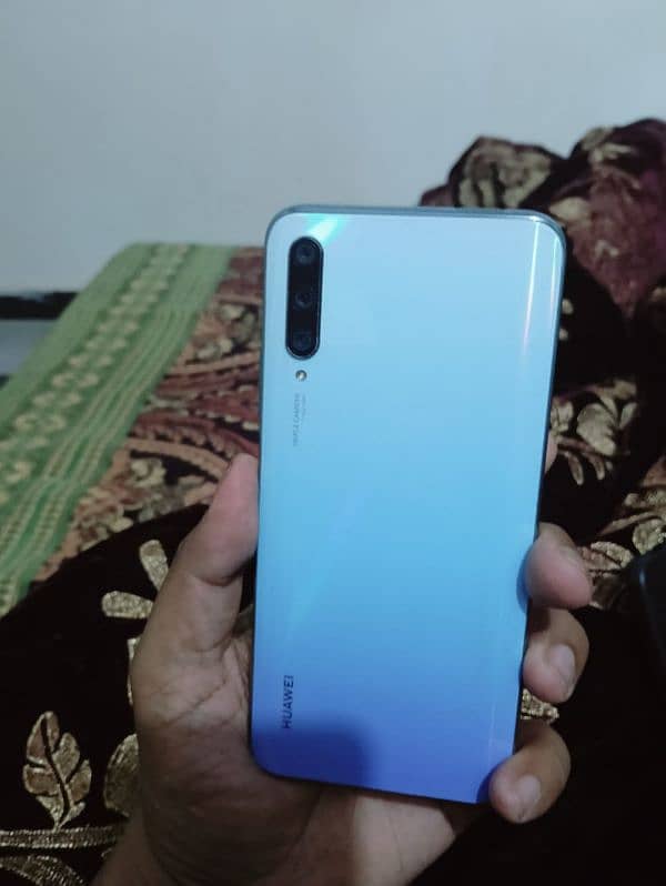 Y9s Huawei In 10/10 Condition 6GB Ram 128GB Storage PTA Approved 0