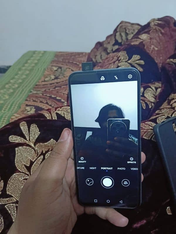Y9s Huawei In 10/10 Condition 6GB Ram 128GB Storage PTA Approved 1