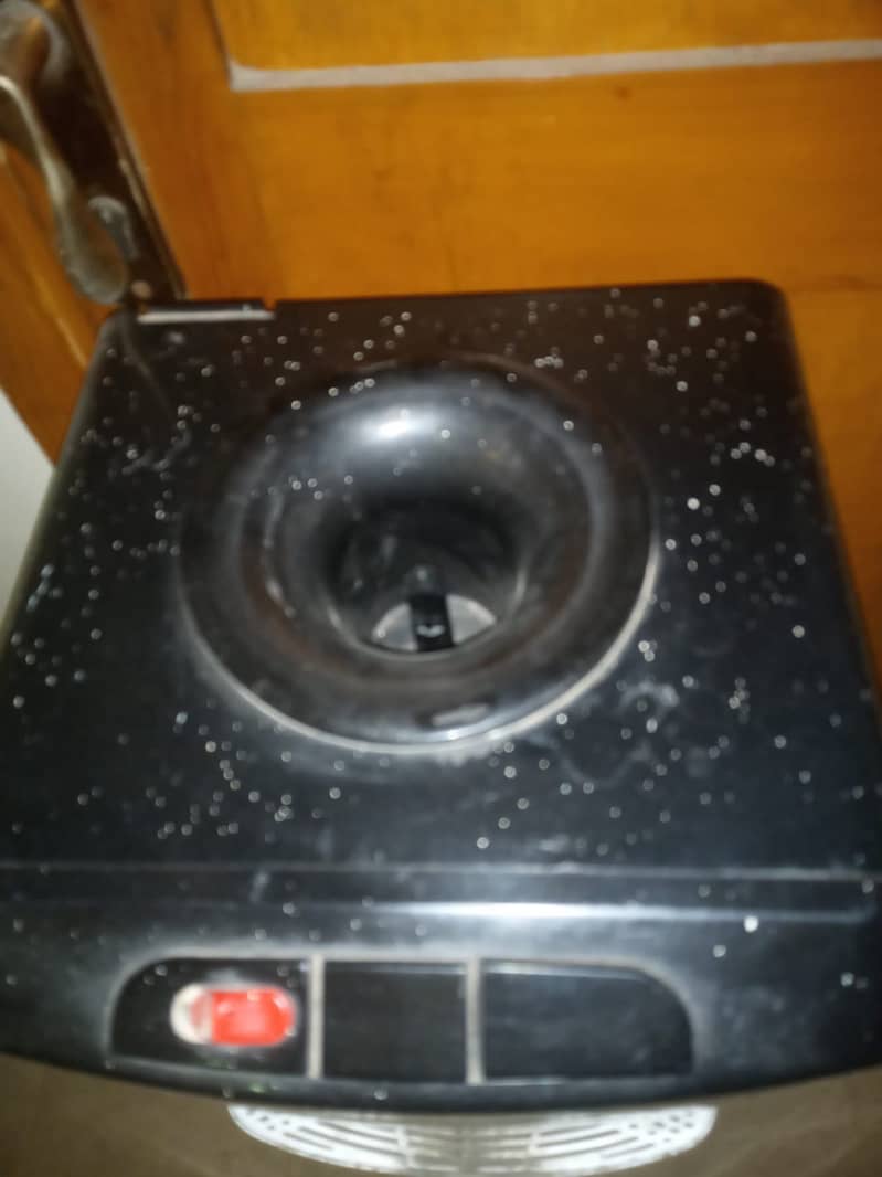 Homage Water Dispenser 2
