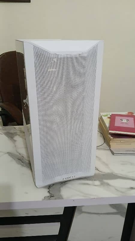 lianli lancooll mesh 2 casing for sale 0