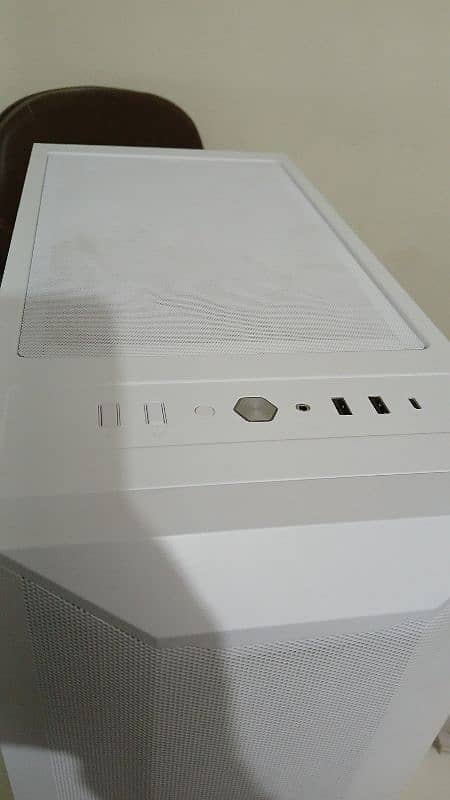 lianli lancooll mesh 2 casing for sale 4