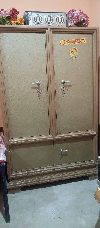 metalic wardrobe 2 doors 0