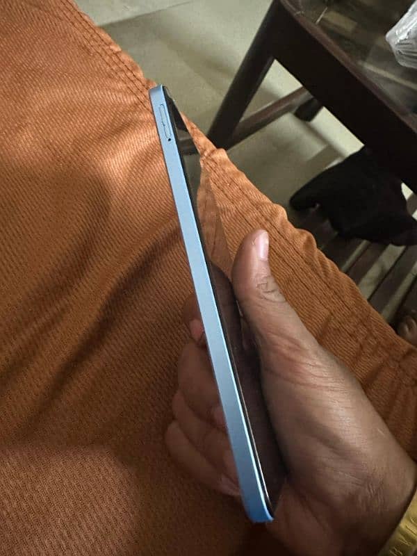 redme note 12 8/128 pocket friendly 2