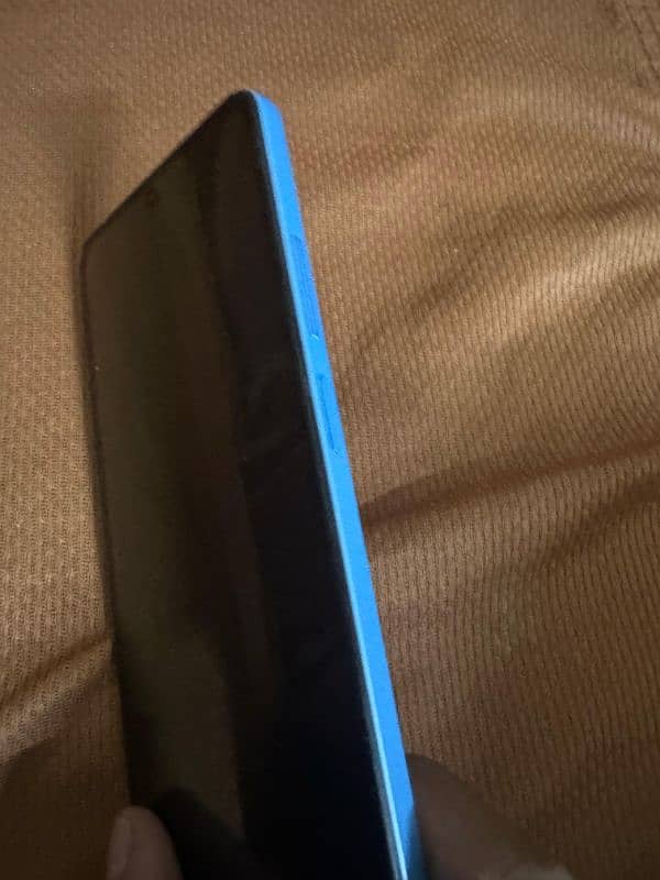 redme note 12 8/128 pocket friendly 7