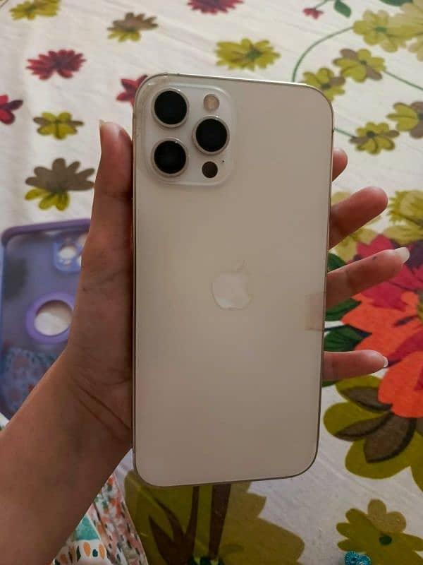 Iphon 12 pro max JV white colour 10/9 Condition battery health 89% 0
