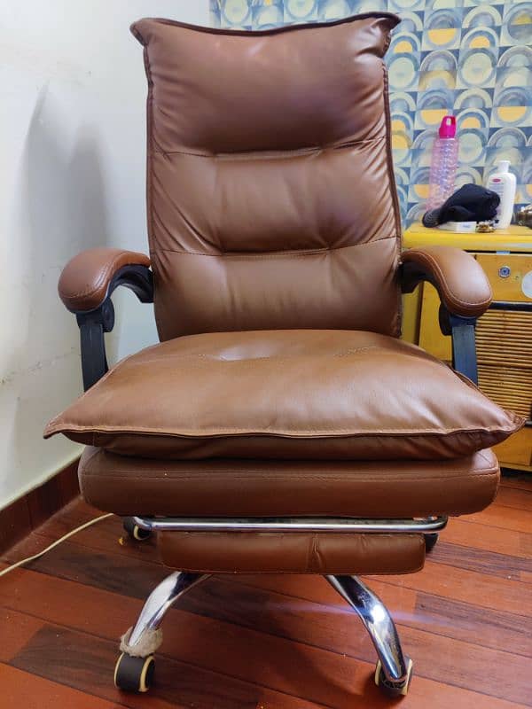 Imported Comfortable Leather Recliner Chair 9/10 1