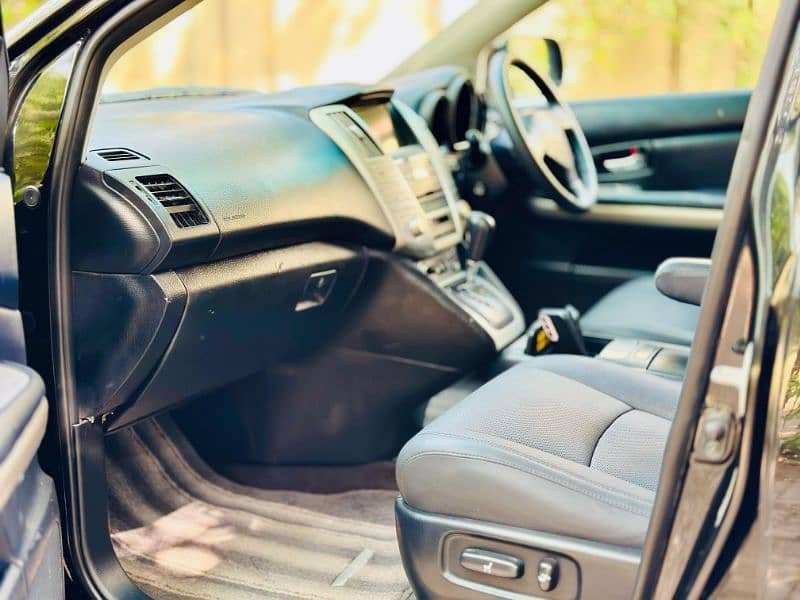 Toyota Harrier 2009 Hybrid Dual Motor 7