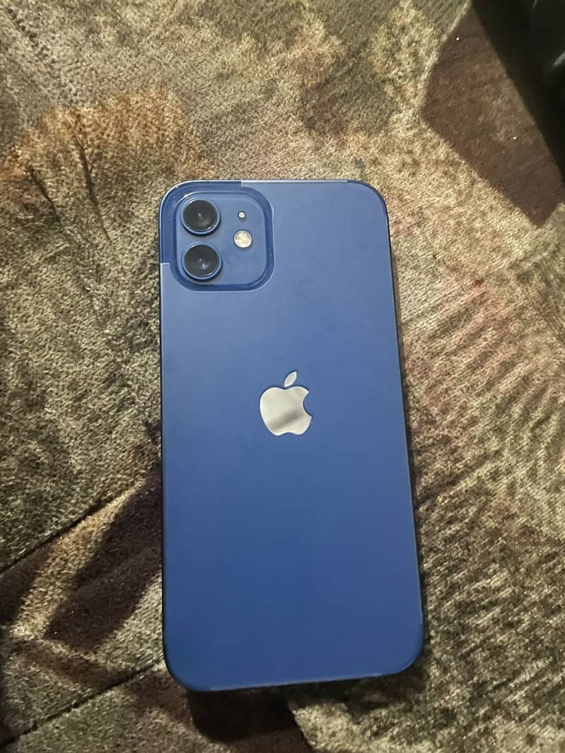 iPhone 12 0