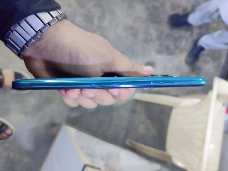 Motorola Edge 20 Lite 3
