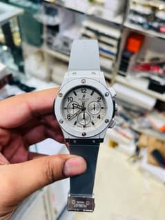 Hublot stap watch for men's. Master lock watch for men's