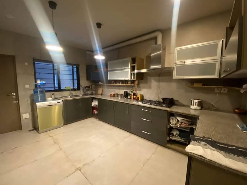 Beautiful Full House Semi Furnished, For Foreigners 5