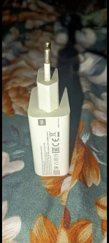 poco x3 Daby ka charger hai original 1