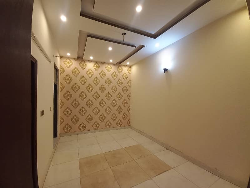 3 Marla Lower portion ( video available) location Asif Block Allama iqbal town Lahore 0