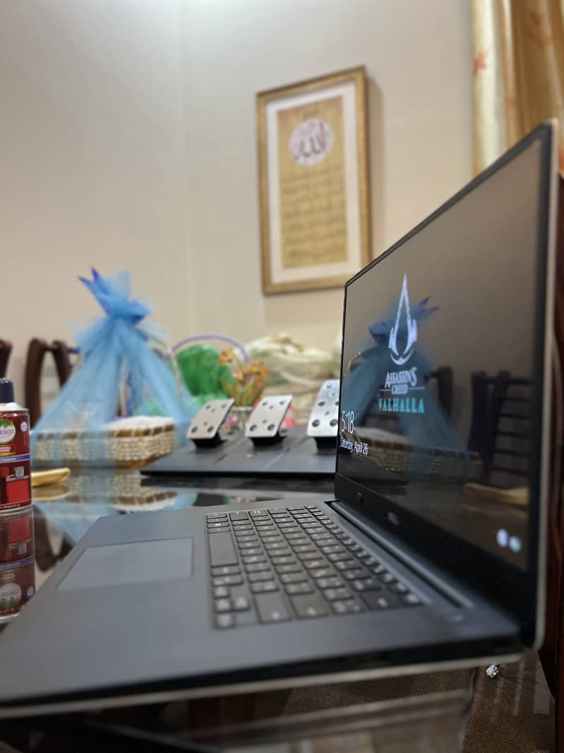 Dell Precision 5520 - WorkStation 3