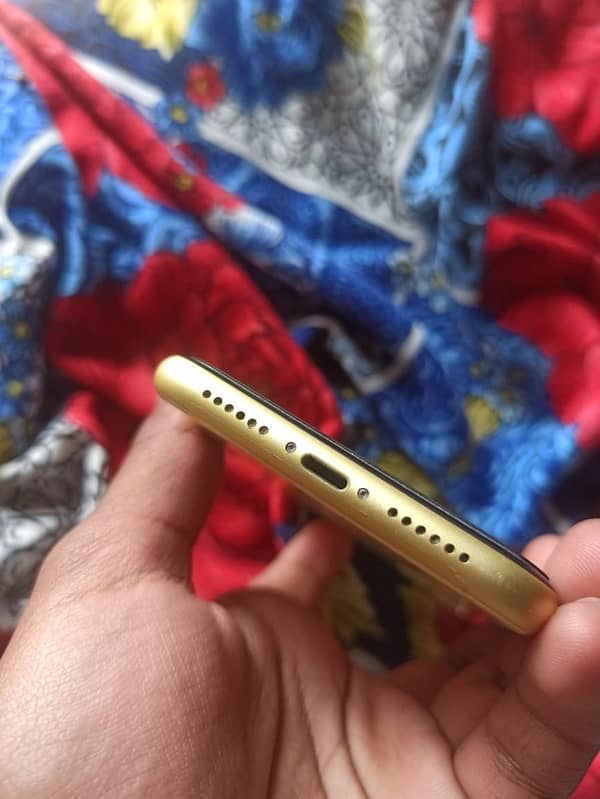 iphone 11 | 10/10 Condition | Lush Phone. 5