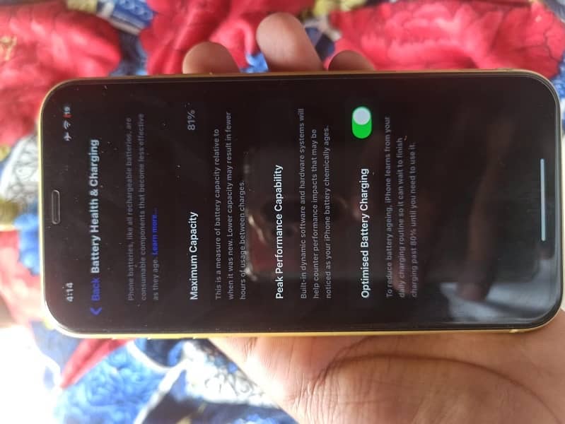 iphone 11 | 10/10 Condition | Lush Phone. 6