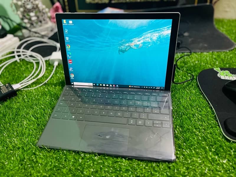 Microsoft surface pro 5 Laptop 0