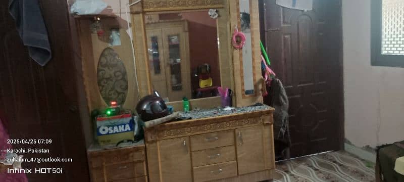 4 PCs Furniture full Condition 8/10 1