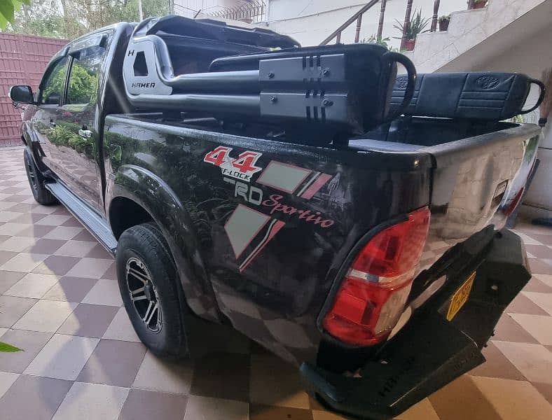 Toyota Hilux Vigo Champ G 2014 1st owner manual 6