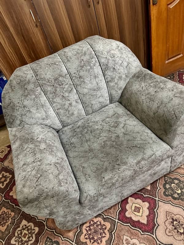 sofa set almost new 3