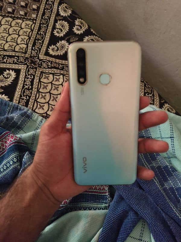 10 by 10 condition just a mobile no head phon no charger no box 3