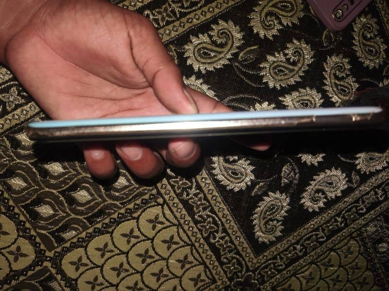 10 by 10 condition just a mobile no head phon no charger no box 9