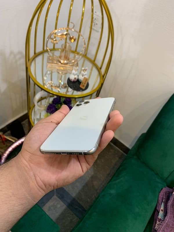 iPhone 11proMax (Dual pta approved) 2