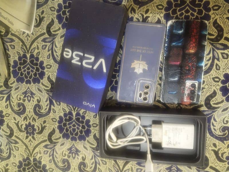Vivo V23e 256/8 official approved with box charger sale/Exchange 0