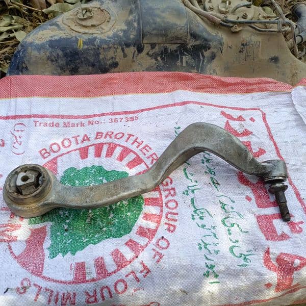 honda civic and toyta parts available 8