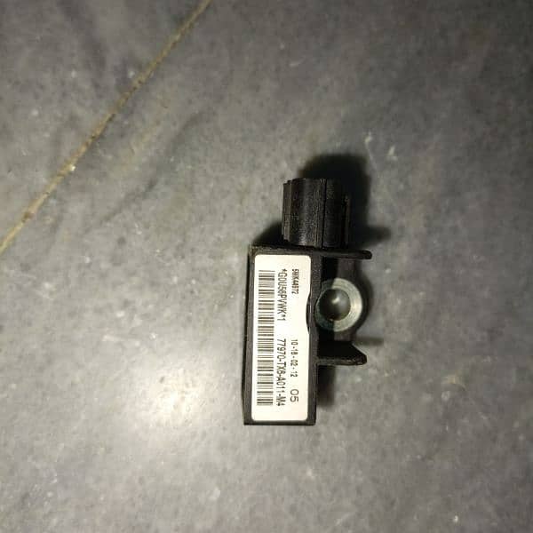honda civic and toyta parts available 14