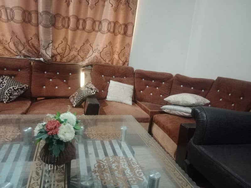 9 seater sofas condition 65% 2