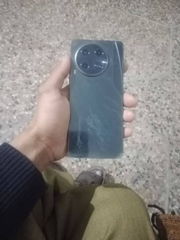 Tecno camon 30 12+12 256 0
